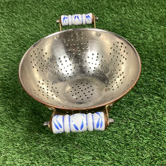 Vintage Copper Colander Tin Lined Porcelain Handles - Picture 4 of 15